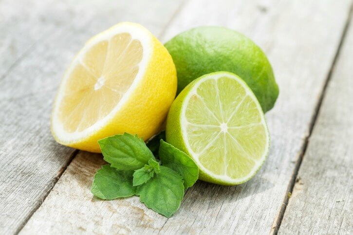 Agua com limão para emagrecer