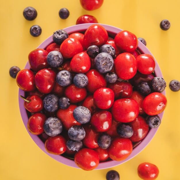 frutas vermelhas alimento para produção de colágeno